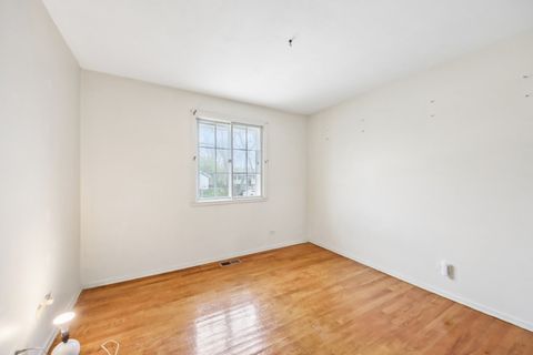 Tiny photo for 907 Jeffery Court, Schaumburg, IL 60193 (MLS # 12628216)