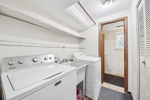 Tiny photo for 907 Jeffery Court, Schaumburg, IL 60193 (MLS # 12628216)