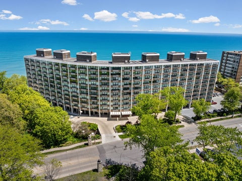 Photo of Wilmette, IL 60091 (MLS # 12650676)