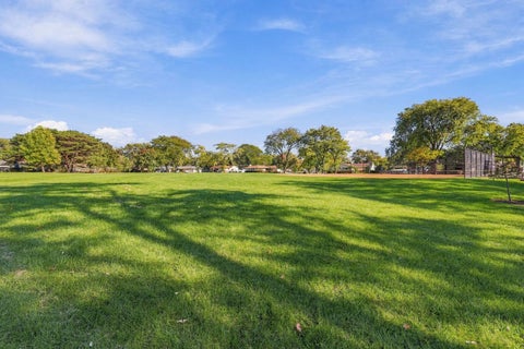 Tiny photo for 760 Crest Avenue, Elk Grove Village, IL 60007 (MLS # 12764408)