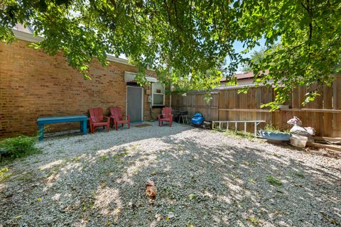 Tiny photo for 2010 W 115th Street, Chicago, IL 60643 (MLS # 12524489)