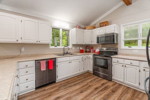 Tiny photo for 128 Starlight Lane, Carbondale, IL 62902 (MLS # 12733105)