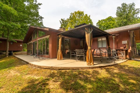 Tiny photo for 128 Starlight Lane, Carbondale, IL 62902 (MLS # 12733105)