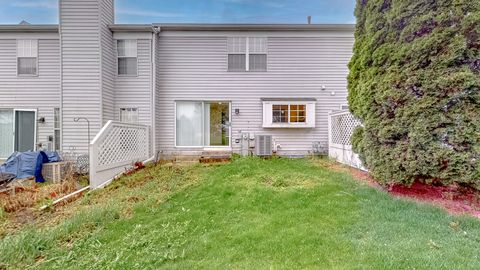 Tiny photo for 344 Cane Garden Circle, Aurora, IL 60504 (MLS # 12570509)