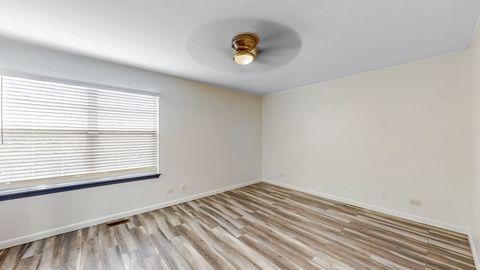 Tiny photo for 344 Cane Garden Circle, Aurora, IL 60504 (MLS # 12570509)