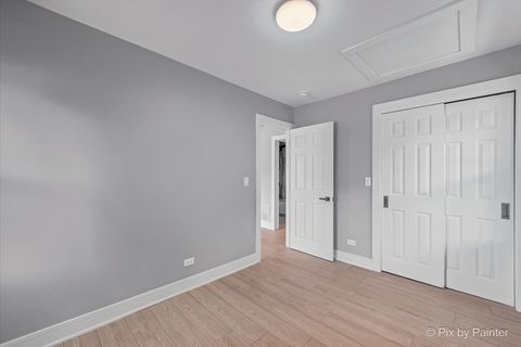 Tiny photo for 14 Lakewood Drive, Oakwood Hills, IL 60013 (MLS # 12487912)