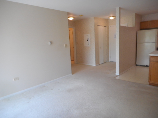 605 Barrington Avenue E 340