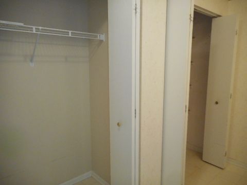 Tiny photo for 605 Barrington Avenue E #340, Dundee, IL 60118 (MLS # 12632377)