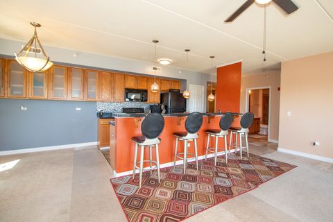 Tiny photo for 77 N Wolf Road N #509, Northlake, IL 60164 (MLS # 12626559)