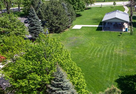 Tiny photo for 77 N Wolf Road N #509, Northlake, IL 60164 (MLS # 12626559)