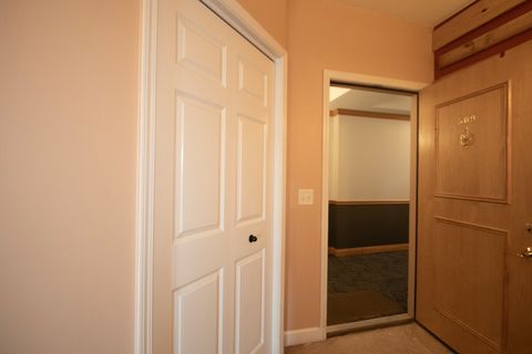 Tiny photo for 77 N Wolf Road N #509, Northlake, IL 60164 (MLS # 12626559)