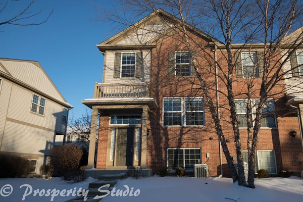 465 CONSERVATORY LN # 465, AURORA, IL 60502 - Image f5a1fe9fd7cba15ffaa4aa7a3b91e120/1432297150
