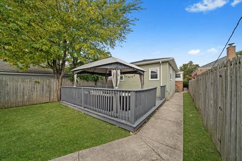 Tiny photo for 819 E 98th Place, Chicago, IL 60628 (MLS # 12496257)