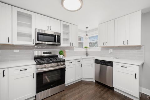 Tiny photo for 819 E 98th Place, Chicago, IL 60628 (MLS # 12496257)