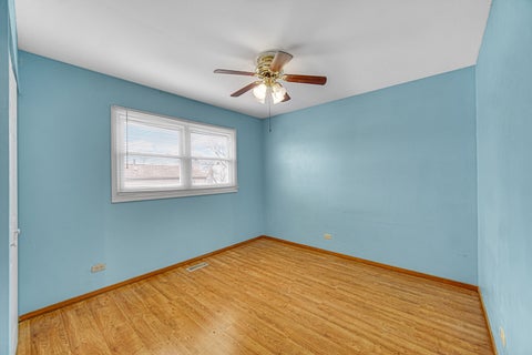 Tiny photo for 593 Iroquois Trail, Carol Stream, IL 60188 (MLS # 12686553)