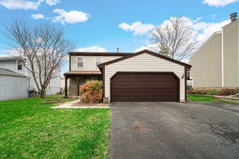 Tiny photo for 593 Iroquois Trail, Carol Stream, IL 60188 (MLS # 12686553)