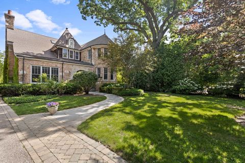 Photo of 241 Walden Drive, Glencoe, IL 60022 (MLS # 12690511)