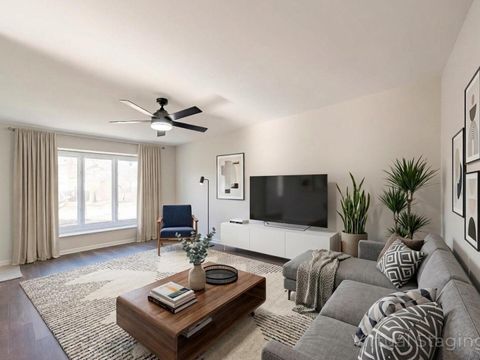 Tiny photo for 247 Driftwood Lane, Bloomingdale, IL 60108 (MLS # 12541899)