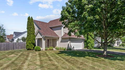 Tiny photo for 990 Pennwood Lane, Bolingbrook, IL 60440 (MLS # 12720818)