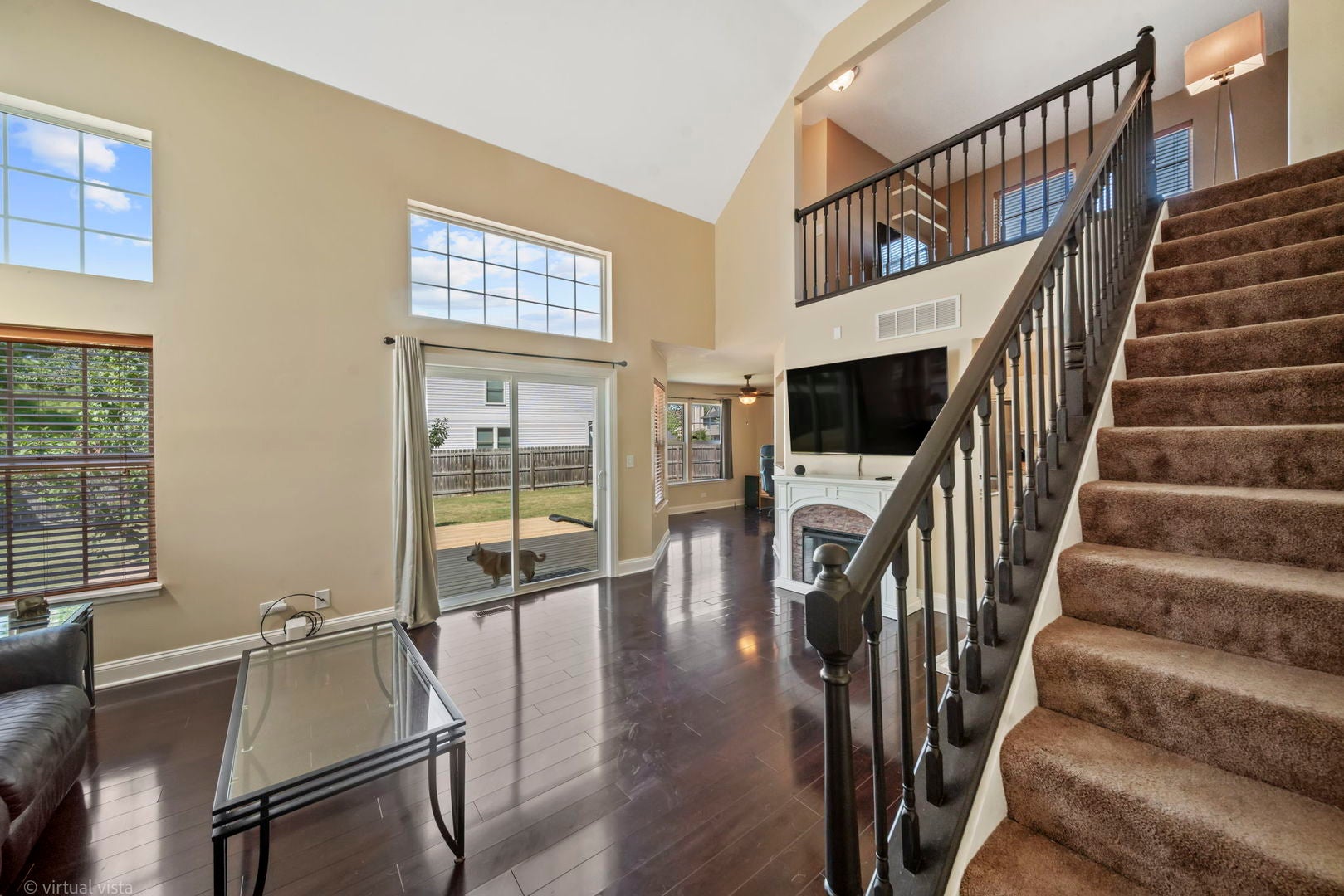 990 Pennwood Lane