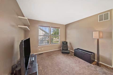 Tiny photo for 990 Pennwood Lane, Bolingbrook, IL 60440 (MLS # 12720818)