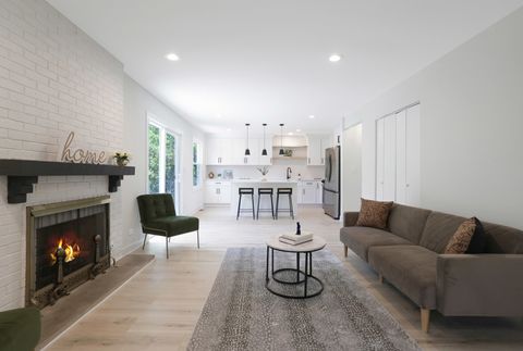 Tiny photo for 2566 Brian Drive, Northbrook, IL 60062 (MLS # 12473161)