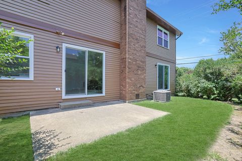 Tiny photo for 2566 Brian Drive, Northbrook, IL 60062 (MLS # 12473161)