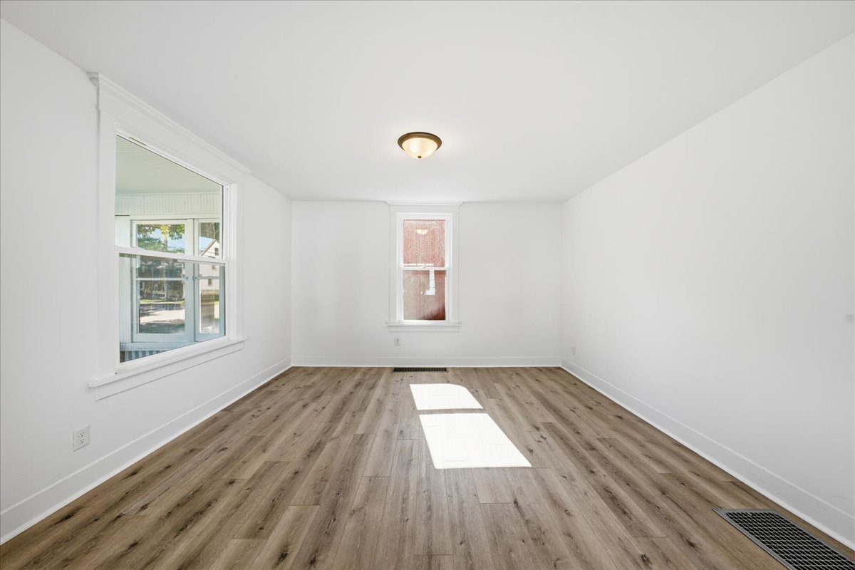 311 North Avenue