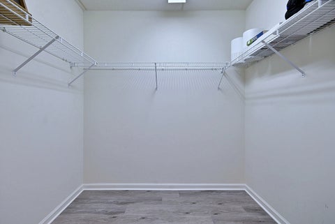 Tiny photo for 1 N Beacon Place #601, La Grange, IL 60525 (MLS # 12798064)