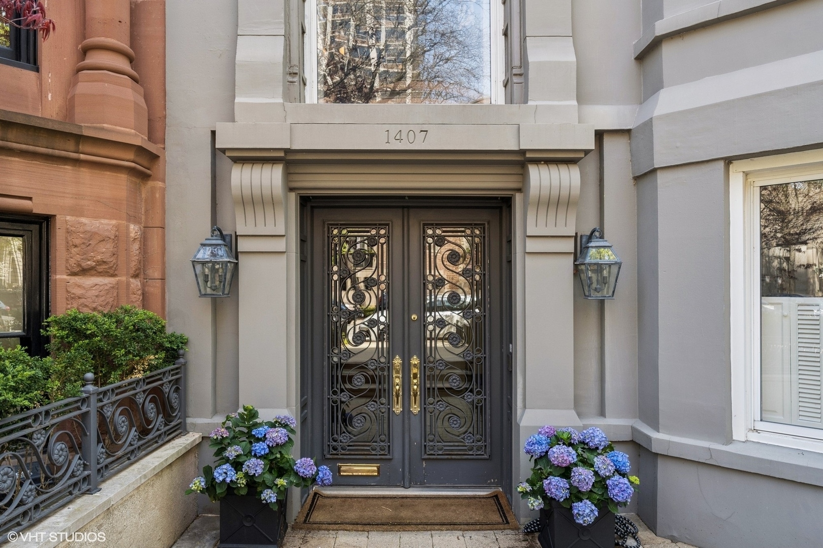 1407 N Dearborn Street