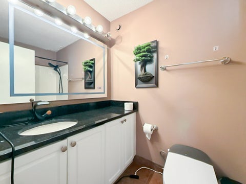 Tiny photo for 10 E Ontario Street #1111, Chicago, IL 60611 (MLS # 12773795)