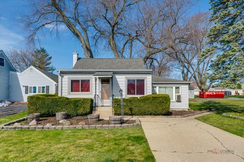 Single Family Residence in Lake Villa IL 37342 Cremona Avenue.jpg