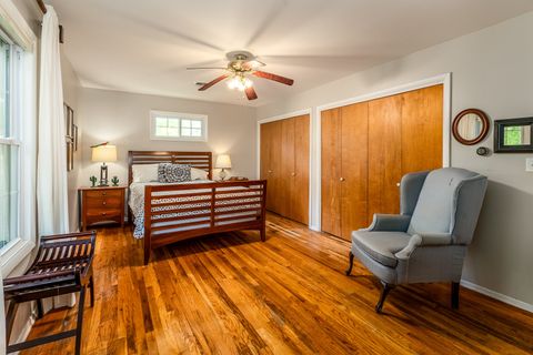 Tiny photo for 1305 W Tenney Drive, Carbondale, IL 62901 (MLS # 12619770)
