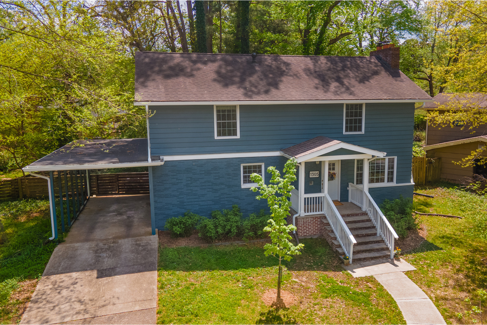 1305 W Tenney Drive