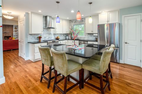 Tiny photo for 1305 W Tenney Drive, Carbondale, IL 62901 (MLS # 12619770)