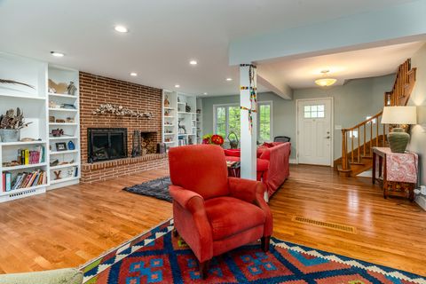 Tiny photo for 1305 W Tenney Drive, Carbondale, IL 62901 (MLS # 12619770)