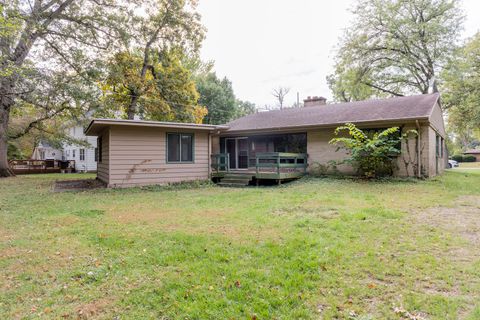 Tiny photo for 216 Forest Park Place, Ottawa, IL 61350 (MLS # 12495584)