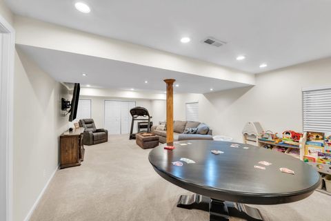 Tiny photo for 255 Midlane Drive, Crystal Lake, IL 60012 (MLS # 12520359)