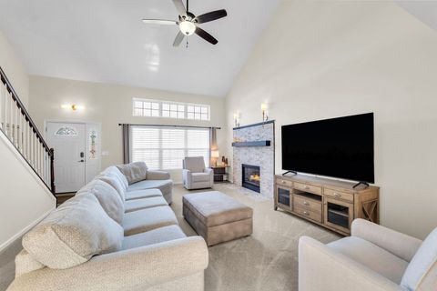 Tiny photo for 255 Midlane Drive, Crystal Lake, IL 60012 (MLS # 12520359)