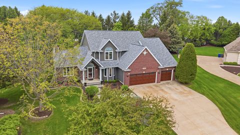 Tiny photo for 4986 Foxborough Court, Bettendorf, IA 52722 (MLS # 12635914)