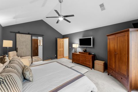 Tiny photo for 4986 Foxborough Court, Bettendorf, IA 52722 (MLS # 12635914)