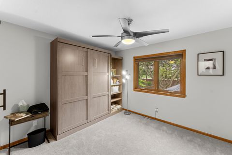 Tiny photo for 4986 Foxborough Court, Bettendorf, IA 52722 (MLS # 12635914)