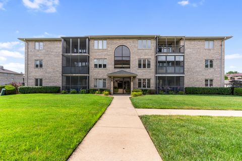 13919 W Leamington Drive 806 Crestwood IL 60418