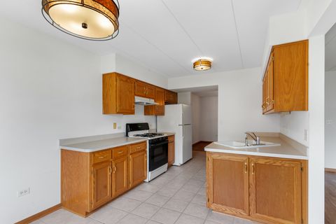 Tiny photo for 13919 W Leamington Drive #806, Crestwood, IL 60418 (MLS # 12428497)