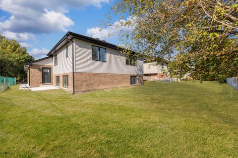 Tiny photo for 5125 171st st Street, Oak Forest, IL 60452 (MLS # 12605453)