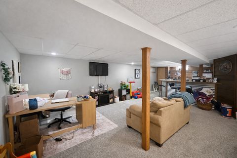 Tiny photo for 502 W Kenneth Drive, Heyworth, IL 61745 (MLS # 12532515)