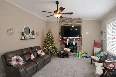 Tiny photo for 502 W Kenneth Drive, Heyworth, IL 61745 (MLS # 12532515)