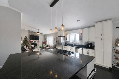 Tiny photo for 502 W Kenneth Drive, Heyworth, IL 61745 (MLS # 12532515)