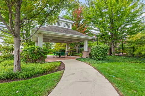Tiny photo for 2671 Stone Circle #208, Geneva, IL 60134 (MLS # 12534290)