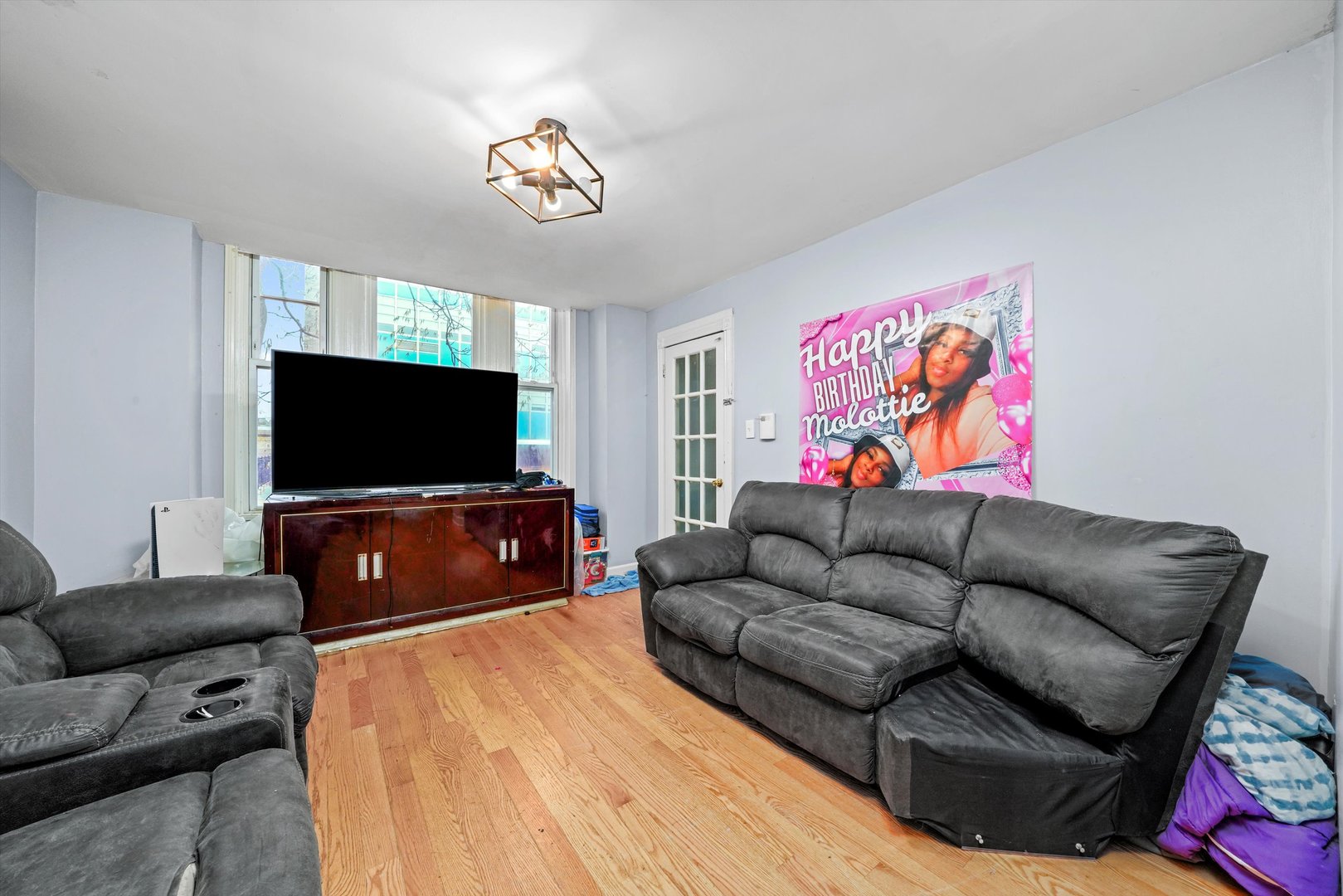 1617 S Central Park Avenue